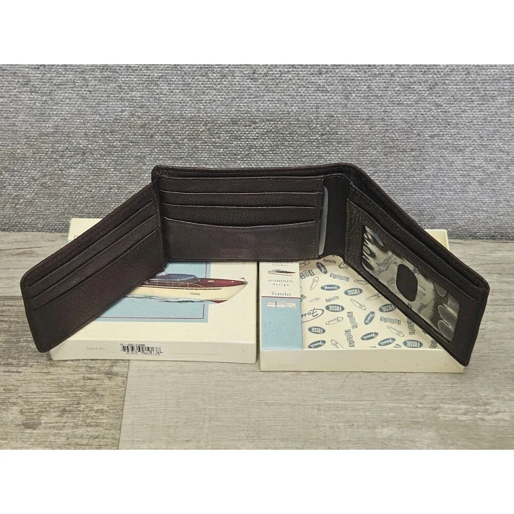 Fossil Traveler Mens bi-fold wallet brown leather
